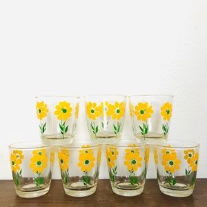 vintage mid century modern daisy juice glasses
